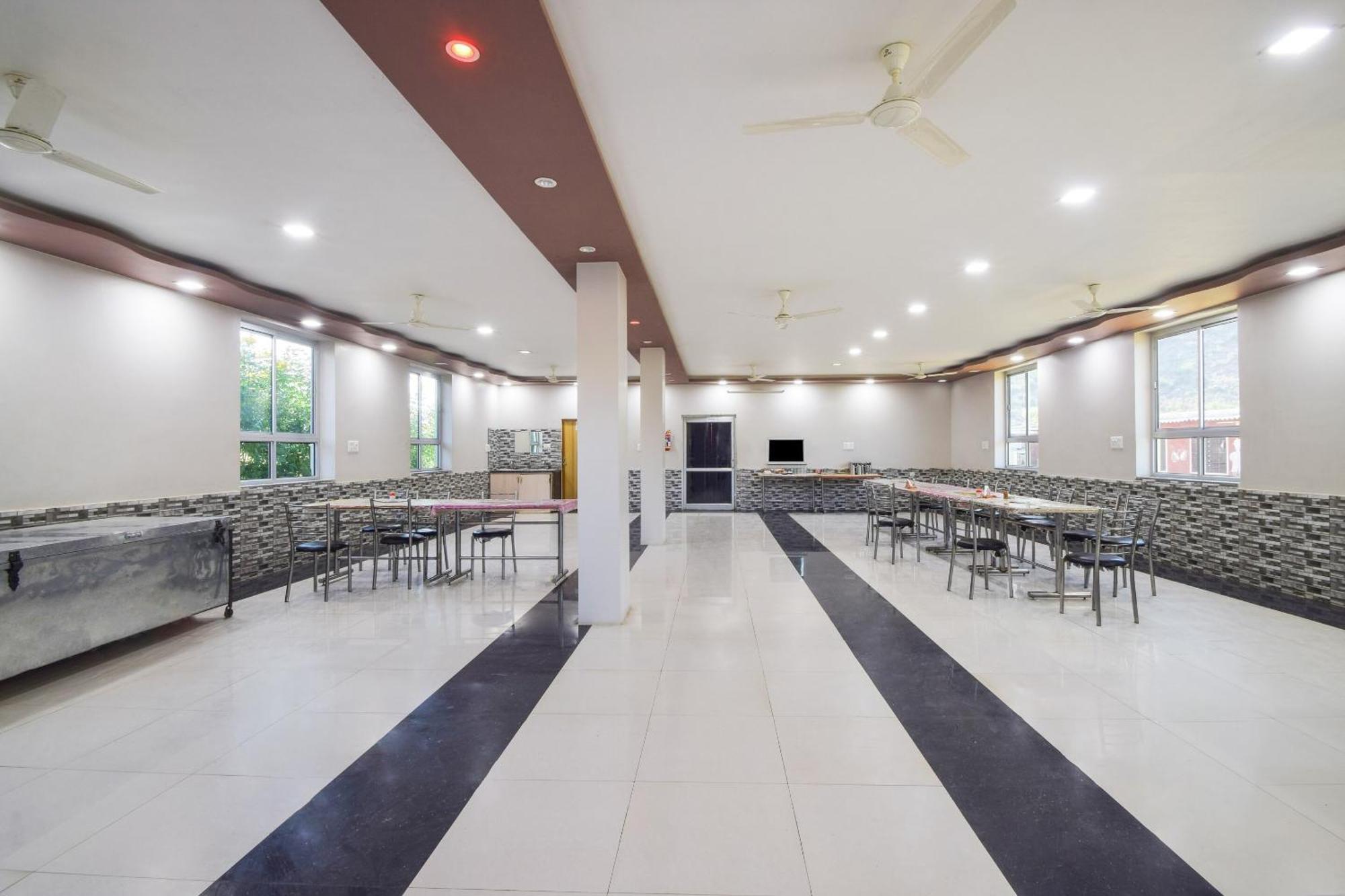Hotel O Green Valley Resort Pushkar Eksteriør bilde